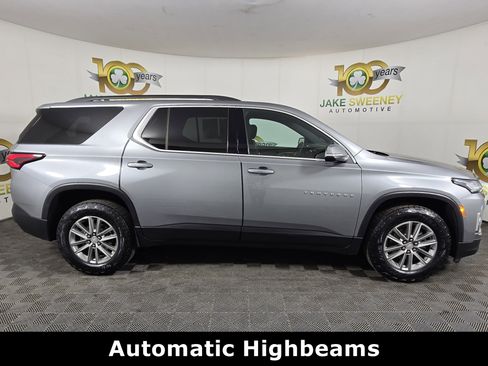 Used 2023 Chevrolet Traverse LT image 10
