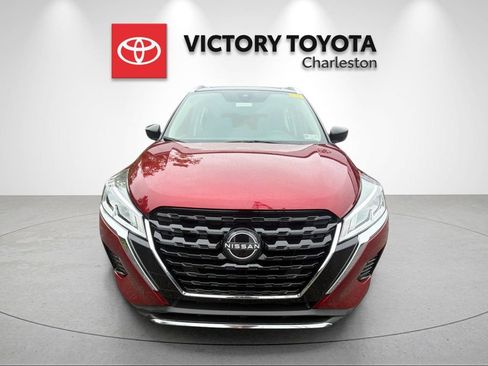Used 2024 Nissan Kicks SV FWD image 8