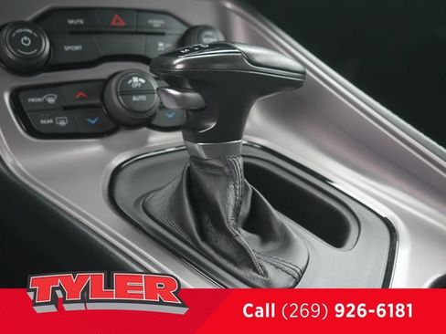 Used 2023 Dodge Challenger SXT RWD image 27