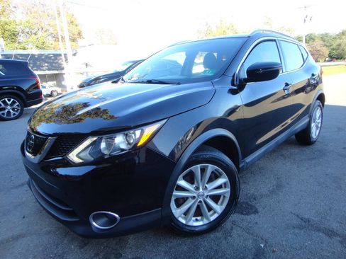 Used 2018 Nissan Rogue Sport SV w/ SV All-Weather Package image 1