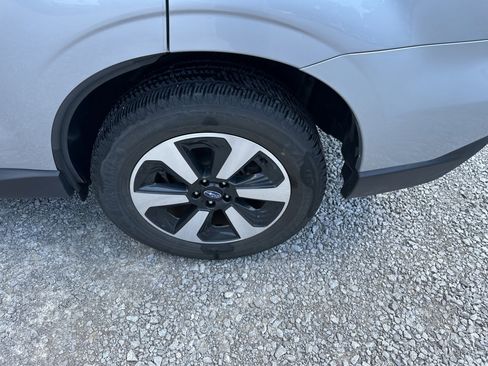 Used 2017 Subaru Forester 2.5i Premium w/ All-Weather Package image 18