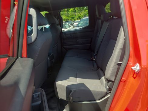 Certified 2025 Toyota Tacoma SR w/ SR Upgrade Package AWD/4WD image 27