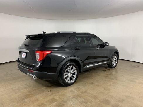 Used 2023 Ford Explorer Limited w/ Equipment Group 301A image 8