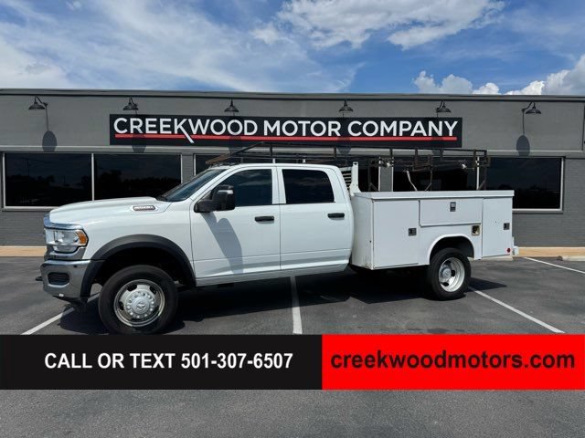 Used 2024 RAM 5500 Tradesman w/ Chrome Appearance Group AWD/4WD image 1