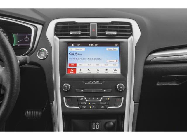 Used 2020 Ford Fusion SE FWD image 13