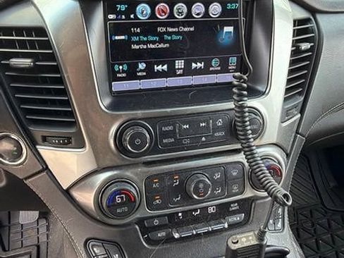 Used 2018 Chevrolet Suburban Premier AWD/4WD image 3