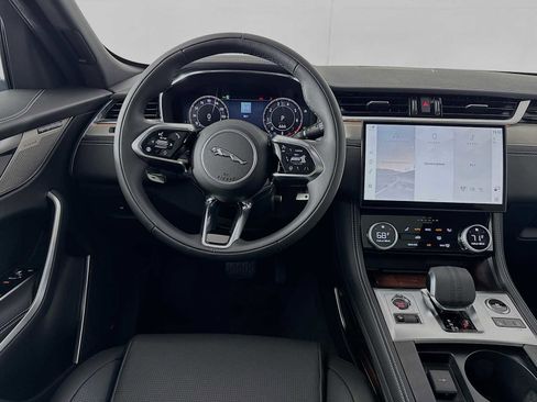 New 2026 Jaguar F-PACE R-Dynamic S image 22