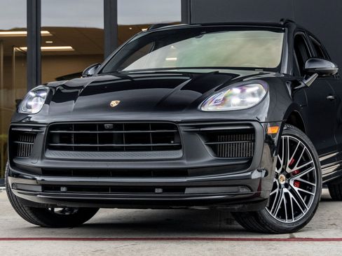 Used 2023 Porsche Macan GTS image 11