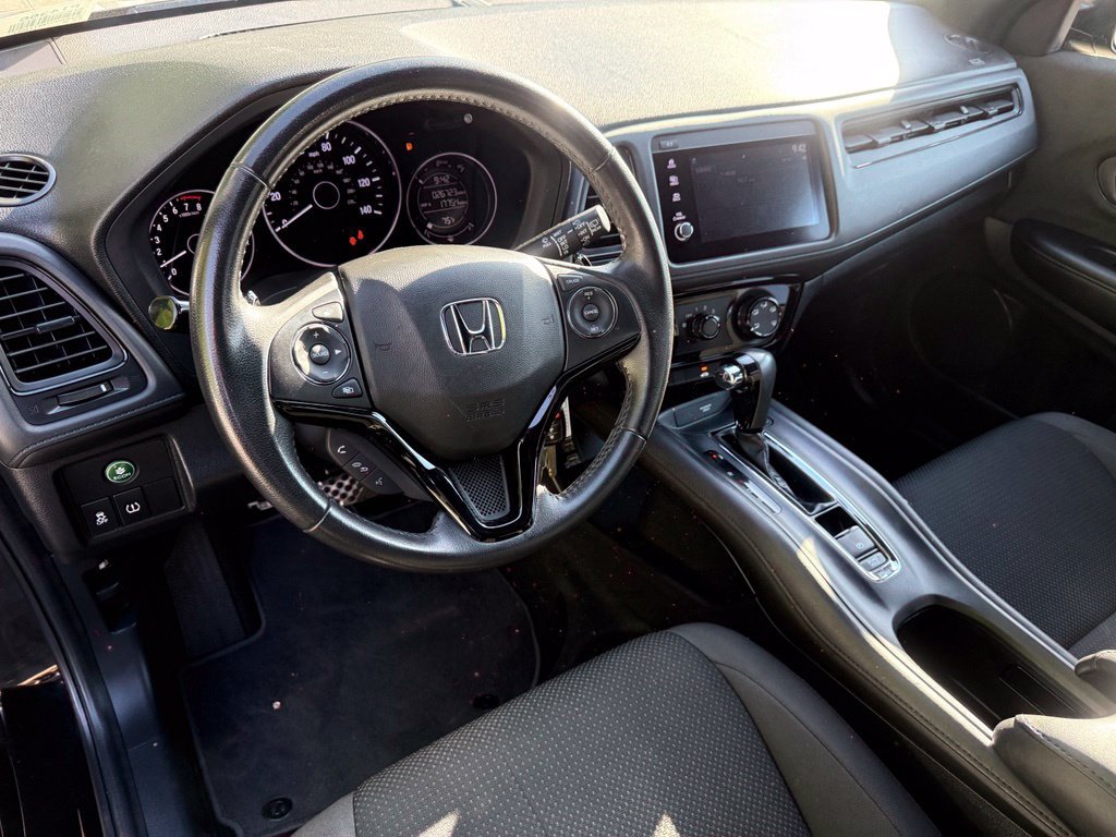 Used 2021 Honda HR-V Sport image 14