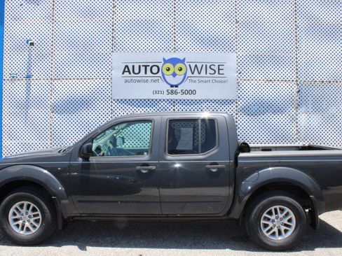 Used 2015 Nissan Frontier SV w/ SV Value Truck Package RWD image 27