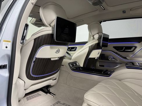Used 2022 Mercedes-Benz Maybach S 580 4MATIC image 26