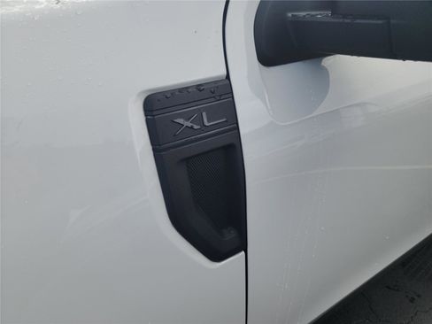 New 2026 Ford Maverick XL image 10