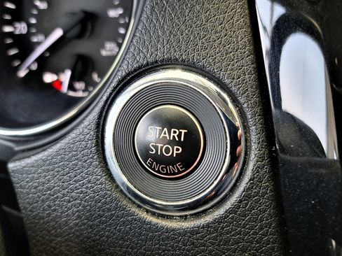 Used 2022 Nissan Rogue Sport SL image 14