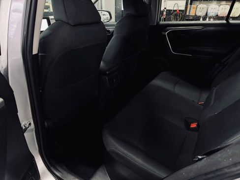 Used 2023 Toyota RAV4 LE image 18