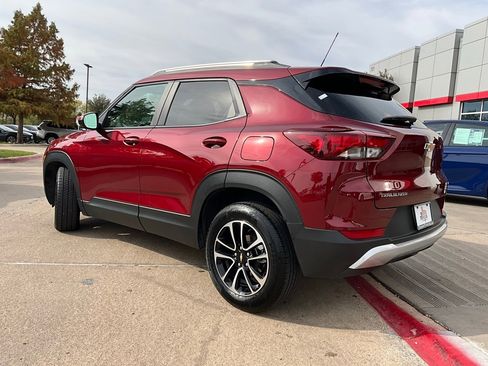 Used 2025 Chevrolet TrailBlazer LT image 8
