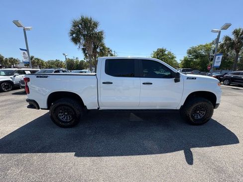 Used 2024 Chevrolet Silverado 1500 LT Trail Boss w/ Convenience Package II AWD/4WD image 8