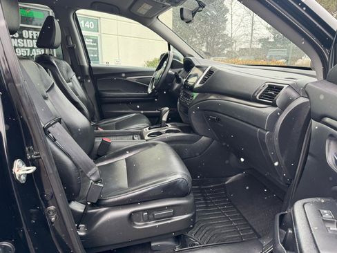 Used 2017 Honda Ridgeline RTL-T image 18