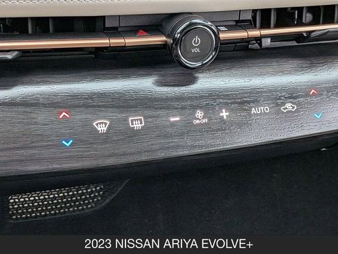 Certified 2023 Nissan Ariya FWD image 24