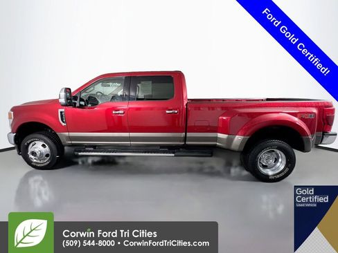 Certified 2022 Ford F350 Lariat w/ Chrome Package image 6