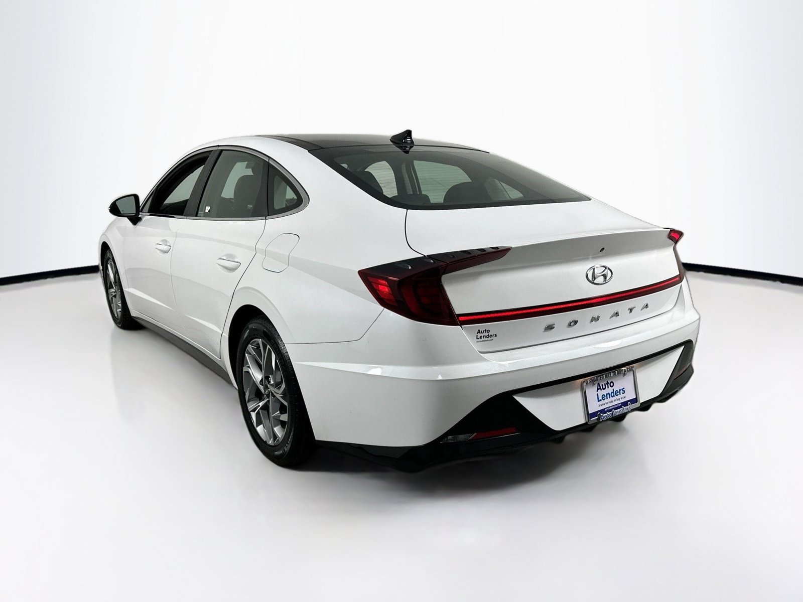 Used 2023 Hyundai Sonata SEL w/ Convenience Package FWD image 7