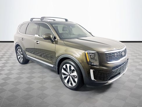 Used 2020 Kia Telluride S w/ S 8 Passenger Seating Package FWD image 1