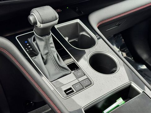 Used 2025 Toyota Sienna XSE w/ XSE Premium Package image 25