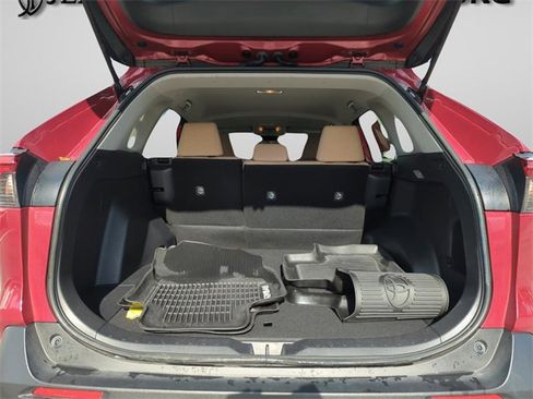 Used 2019 Toyota RAV4 LE image 39
