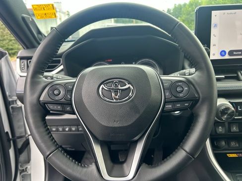 Certified 2025 Toyota RAV4 XSE w/ Advanced Technology Package AWD/4WD image 14