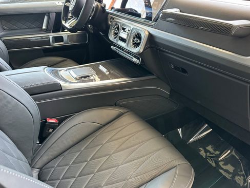 Used 2025 Mercedes-Benz G 63 AMG 4MATIC image 16