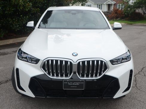 Used 2026 BMW X6 xDrive40i AWD/4WD image 8