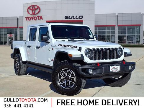 Used 2025 Jeep Gladiator Rubicon image 1