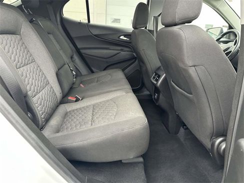 Used 2019 Chevrolet Equinox LT image 52