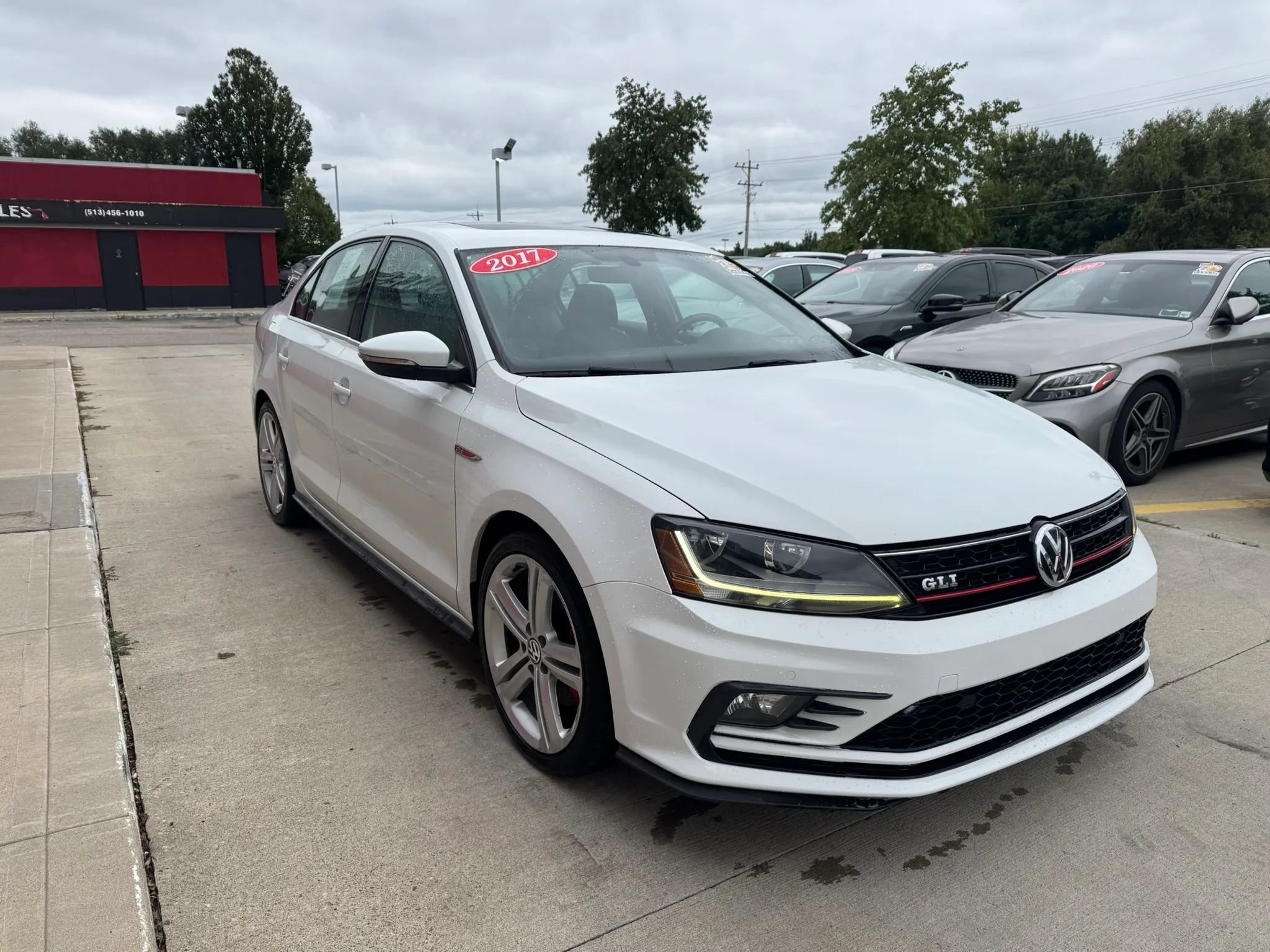 Used 2017 Volkswagen Jetta GLI FWD image 4