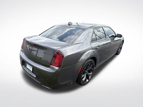 Used 2021 Chrysler 300 S RWD image 8
