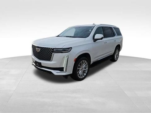 Certified 2022 Cadillac Escalade Premium Luxury AWD/4WD image 3