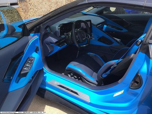 Used 2024 Chevrolet Corvette Z06 w/ Stealth Interior Trim Package RWD image 13