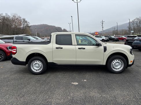 New 2025 Ford Maverick XL w/ Equipment Group 101A image 3