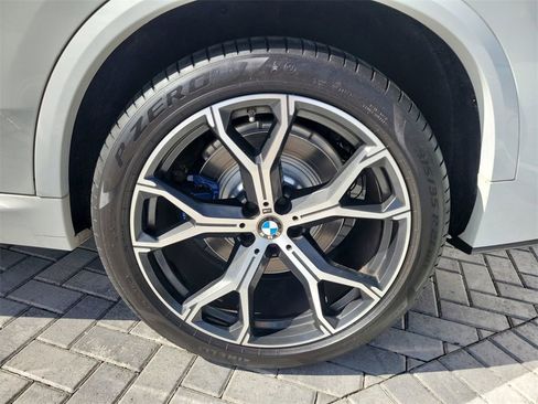 Used 2022 BMW X5 M50i w/ Executive Package image 14