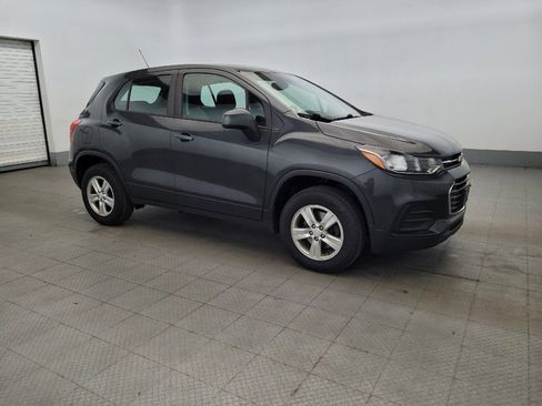 Used 2019 Chevrolet Trax LS w/ LPO, Cargo Package AWD/4WD image 11