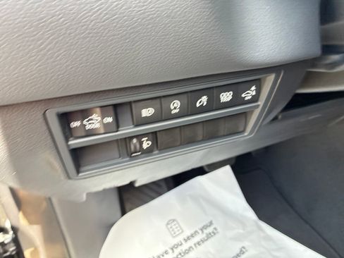 New 2026 Toyota Tundra Limited AWD/4WD image 37