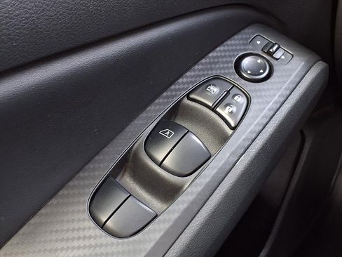 Used 2024 Nissan Altima 2.5 SV image 19