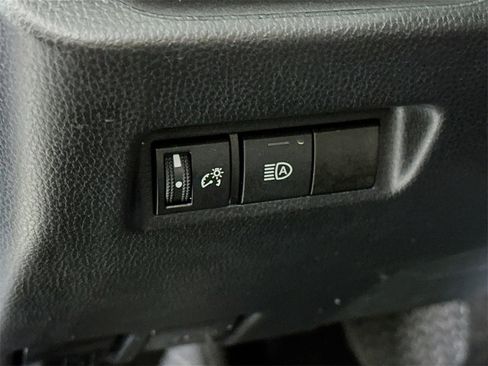 Certified 2022 Toyota RAV4 LE image 18