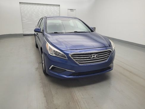 Used 2016 Hyundai Sonata SE FWD image 14