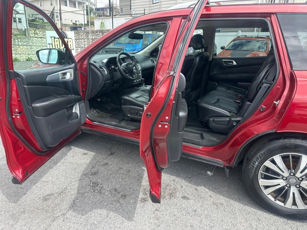 Used 2017 Nissan Pathfinder SL w/ SL Premium Package AWD/4WD image 17