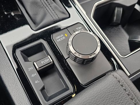 New 2026 Toyota Tundra SR5 AWD/4WD image 39
