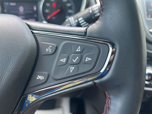 Used 2023 Chevrolet Equinox RS AWD/4WD image 18