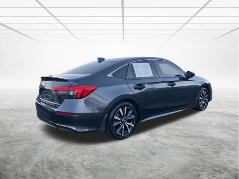 Used 2023 Honda Civic EX image 4