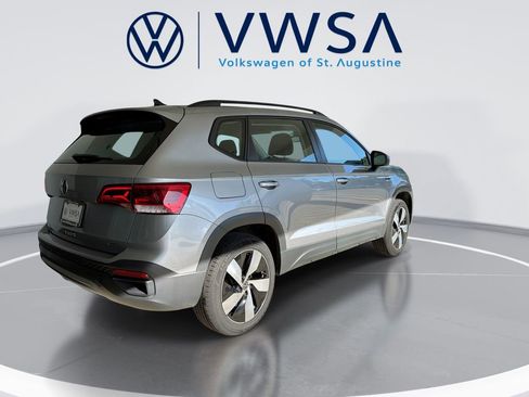 Certified 2024 Volkswagen Taos S AWD/4WD image 8