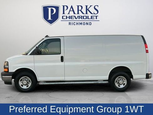 Used 2024 Chevrolet Express 2500 w/ Driver Convenience Package RWD image 4