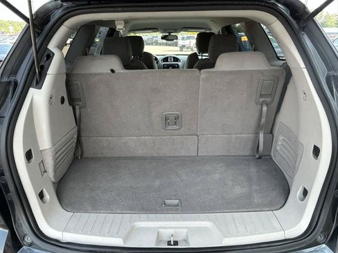 Used 2017 Buick Enclave Convenience FWD image 18